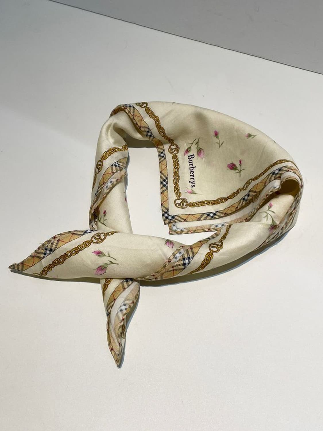 버버리 00s 시그니처 재팬 플라워 쁘띠 반다나 손수건 A1208 상품이미지1