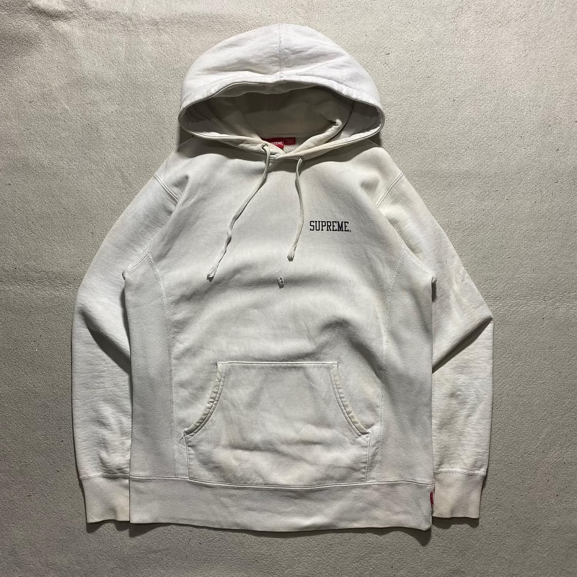 슈프림 X 레이몬드 페티본 후드티 상품이미지3