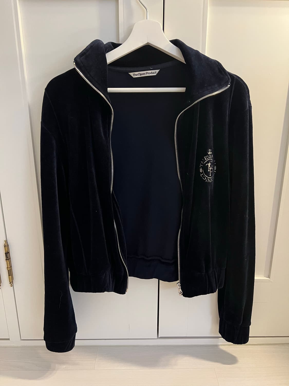 더오픈프로덕트 벨벳 트레이닝 상품이미지4