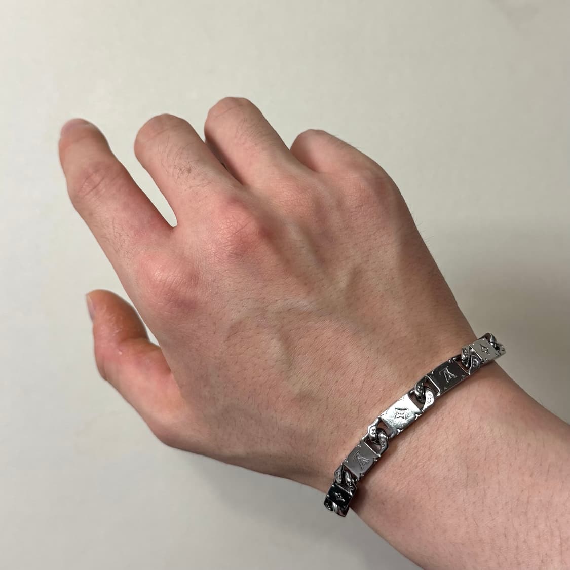 [L/당일출고]루이비통 모노그램 타이드업 팔찌 상품이미지4