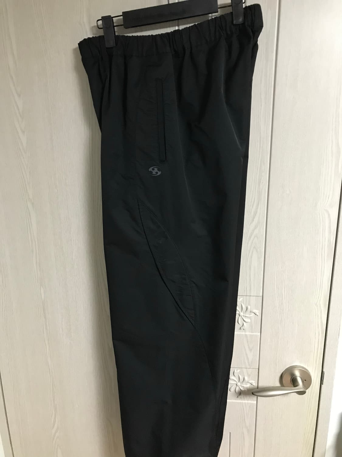 산산기어 22FW 2사이즈 블랙 상품이미지5