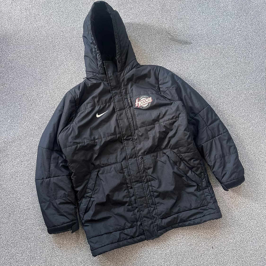 나이키 히어로즈 블랙 패딩 상품이미지1
