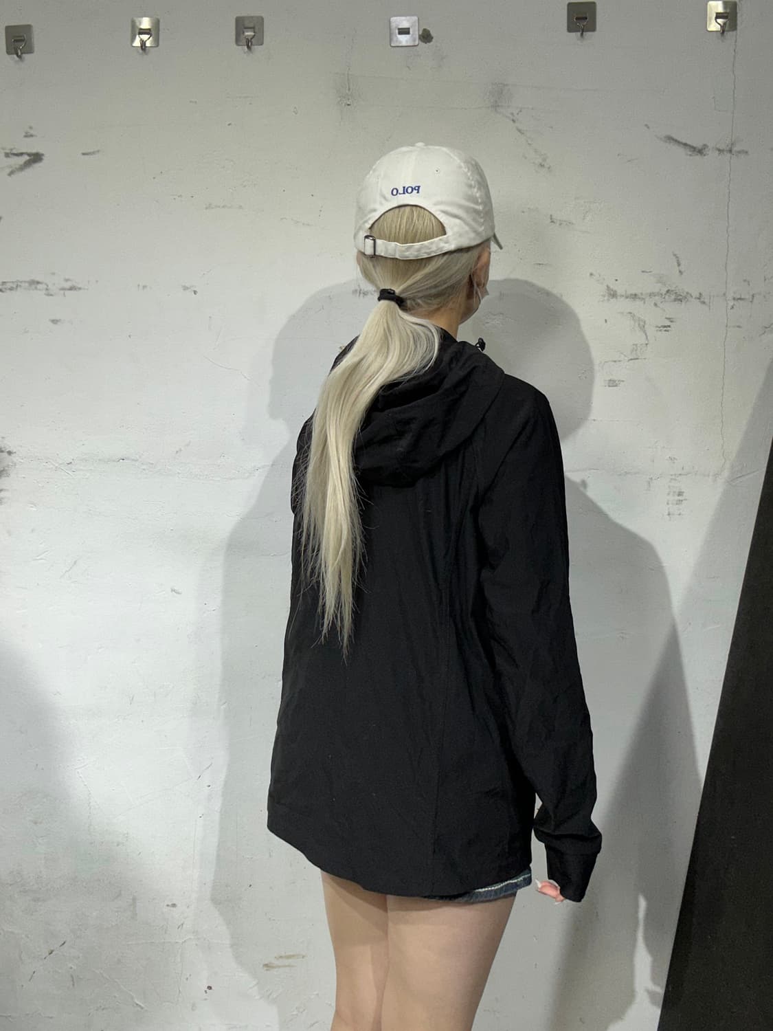 아디다스 블랙 후드 바람막이 로고 트랙 자켓 L 상품이미지3