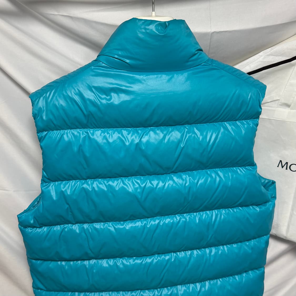 [S+급/4] 몽클레어 Tibb 티브 조끼패딩 민트 풀구성 상품이미지5