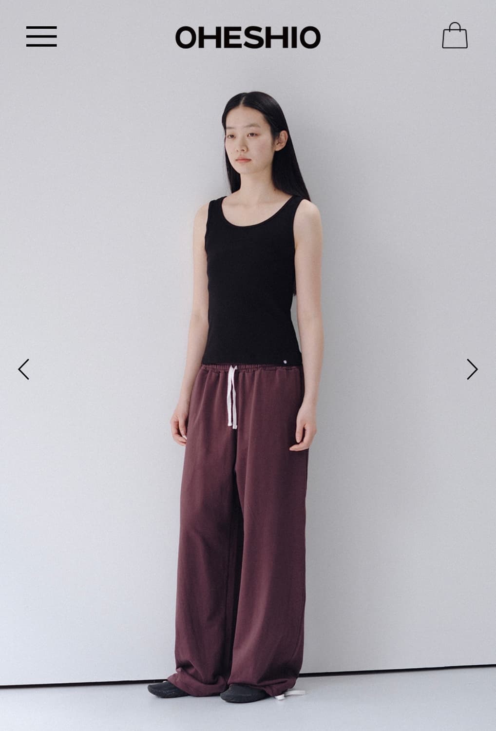 새상품 오헤시오 베이직 유넥 슬리브리스 블랙 상품이미지2