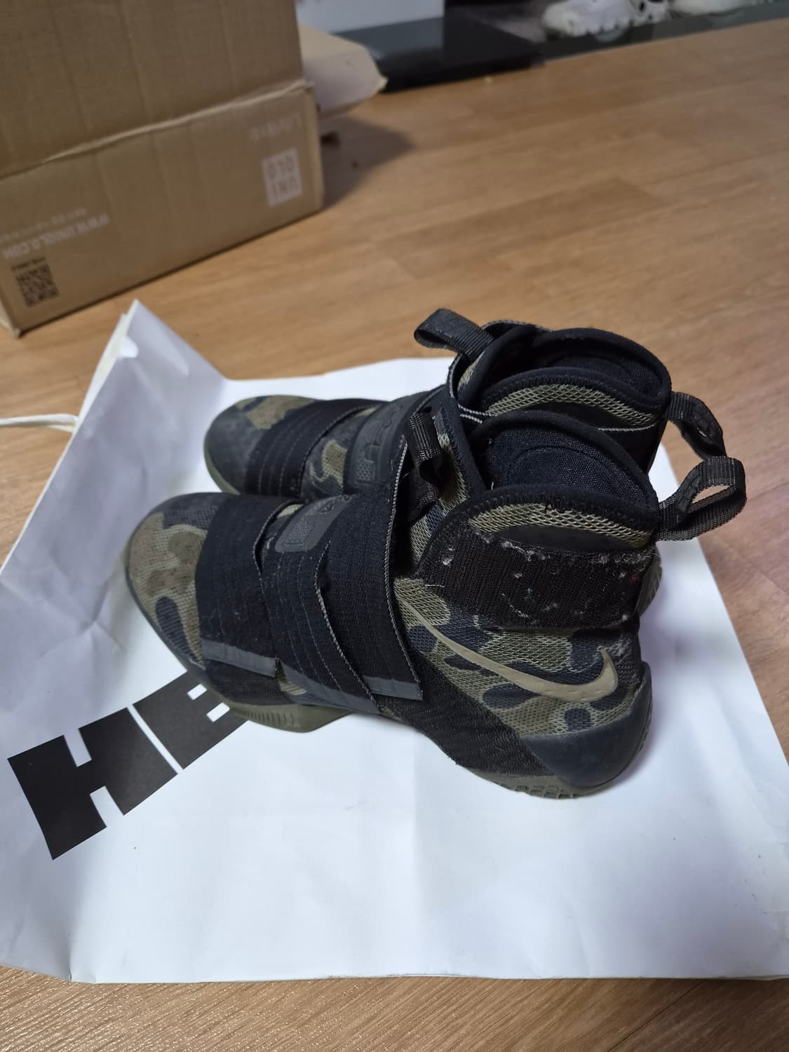 나이키 르브론 줌 솔저 10 SFG 카모 상품이미지1