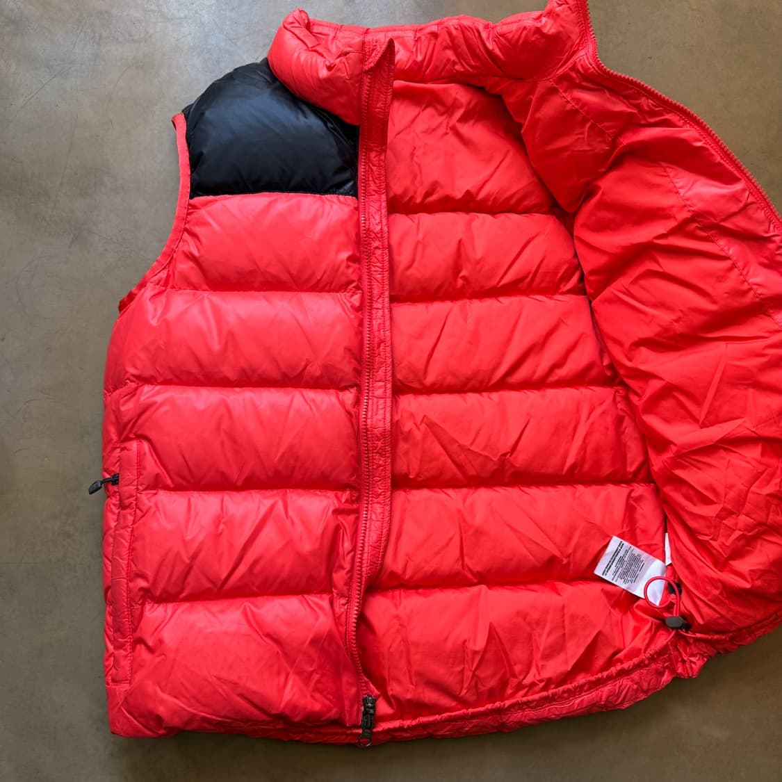 나이키 ACG 구스다운 550 푸퍼 베스트  상품이미지5