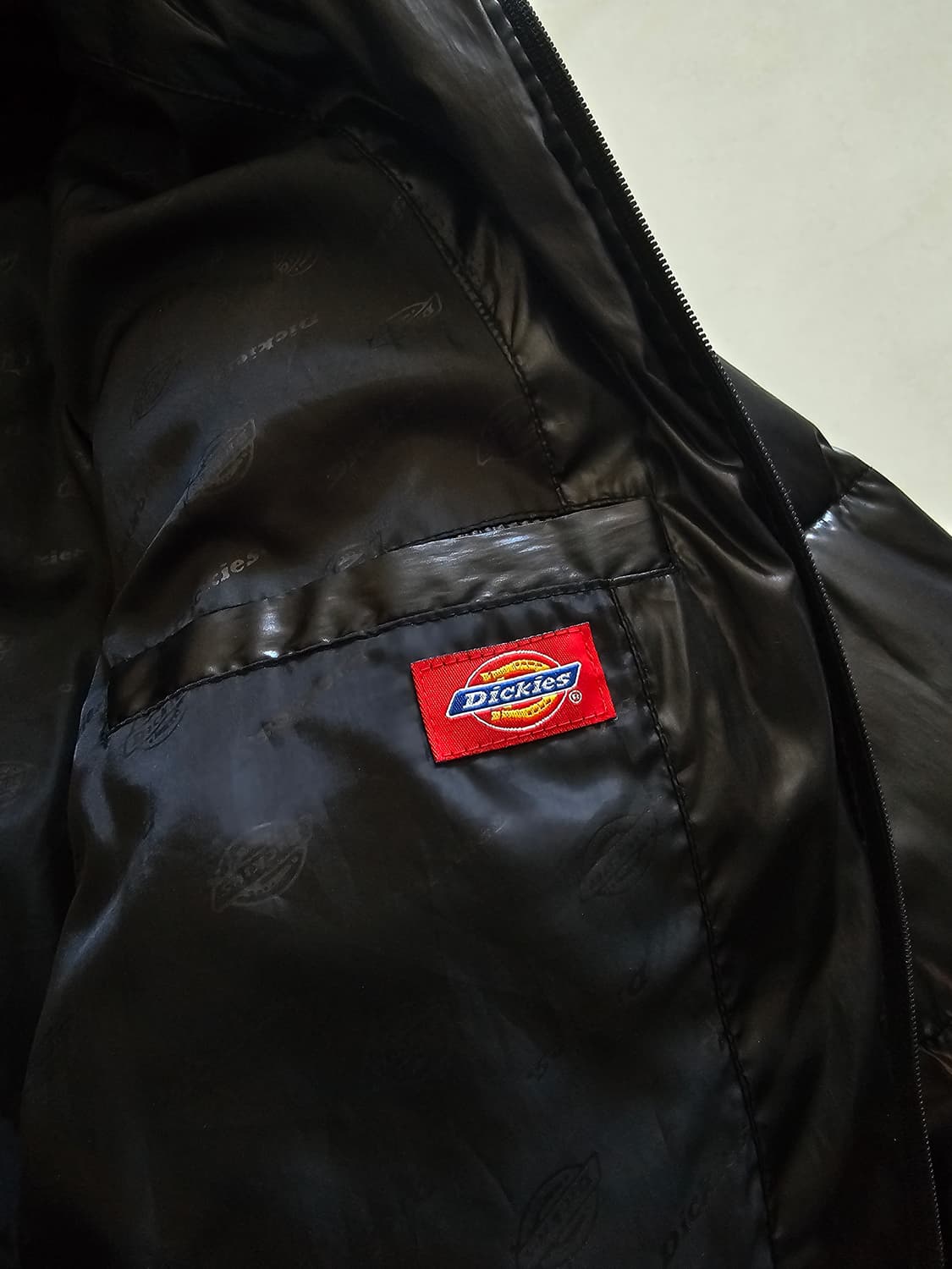 찐 레트로/빈티지 디키즈 (Dickies) 유광 블랙 빵빵이 지켓 상품이미지4