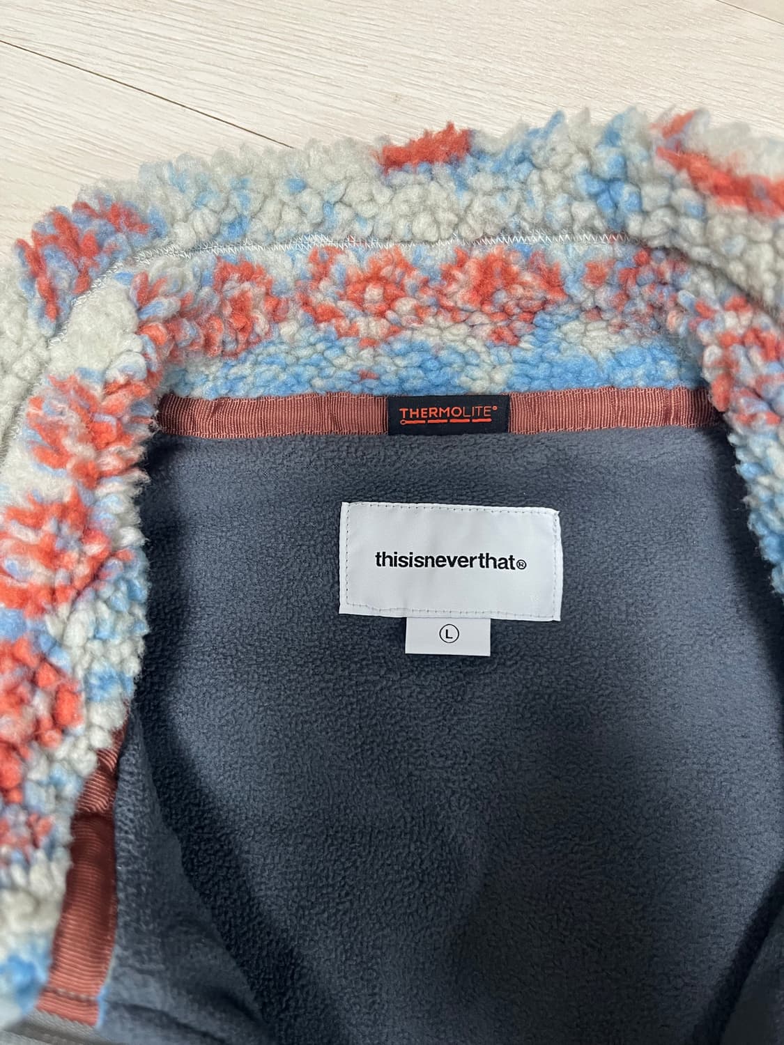 디스이즈네버댓 후리스 L사이즈 상품이미지3