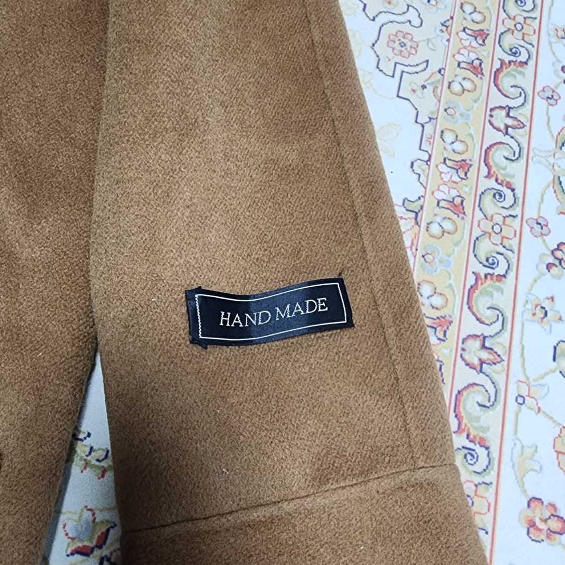 닥스 핸드메이드 캐시미어 여성 코트
90 상품이미지4