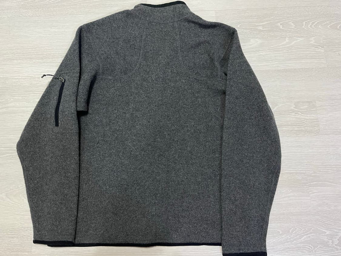 마운틴하드웨어 후리스반집업 M 상품이미지5