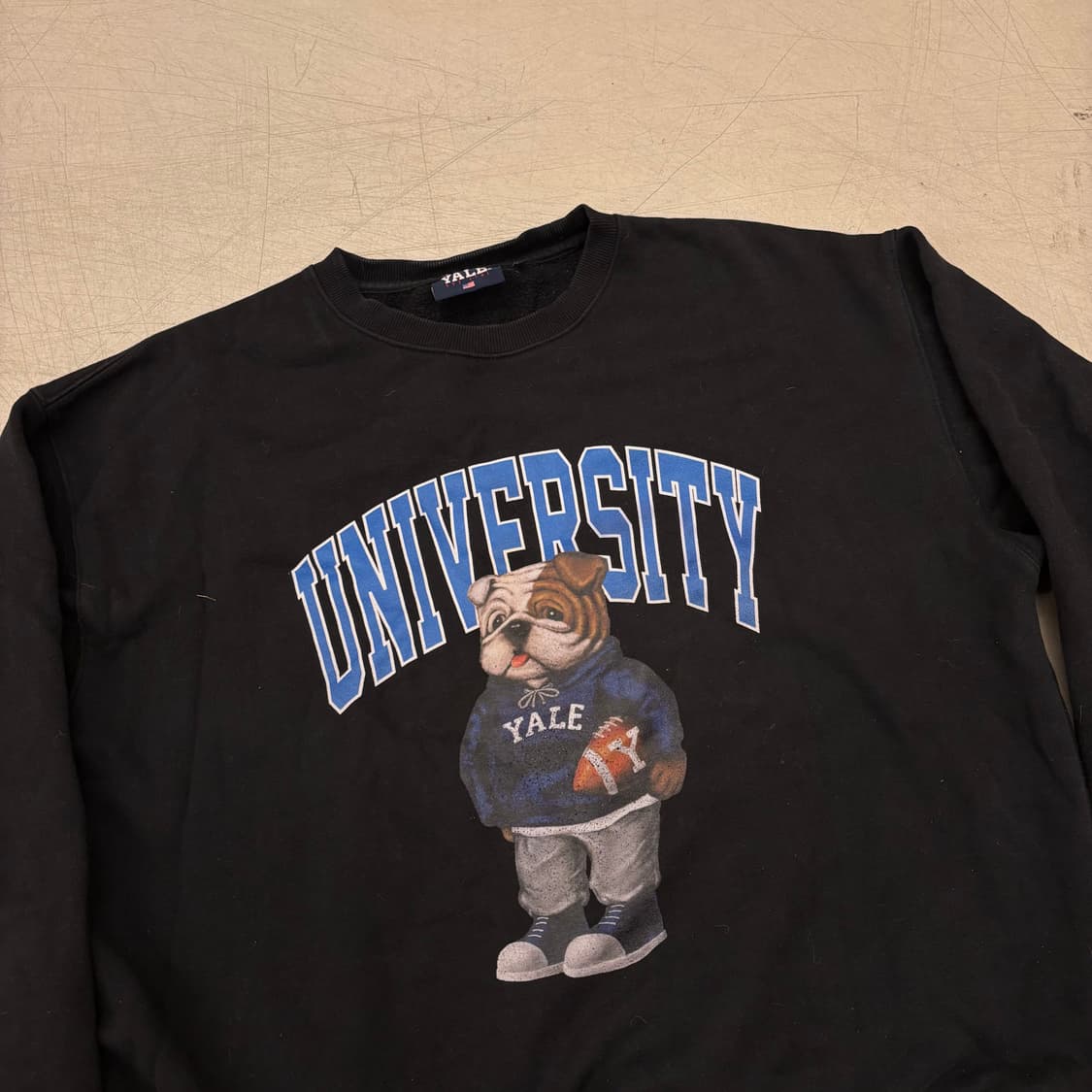 예일 불독 빅로고 맨투맨 상품이미지2