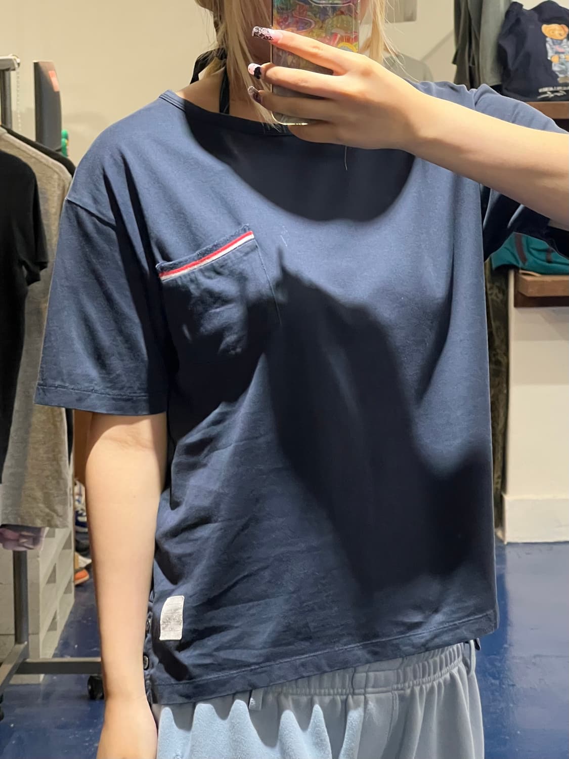 톰브라운 포켓 반팔티 상품이미지2