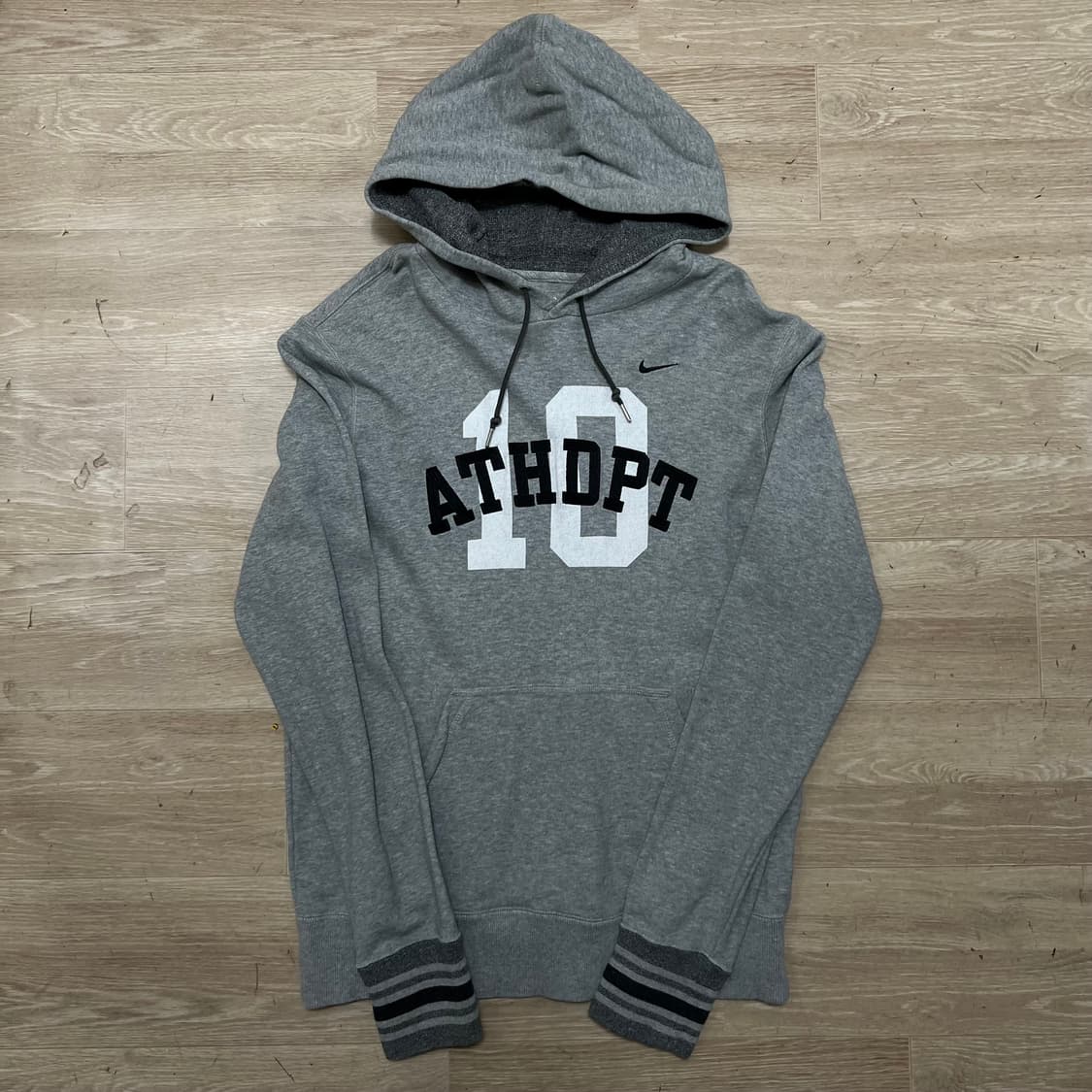 나이키 애슬레틱 뎁트 빅로고 후드 티셔츠 [그레이] M/95 상품이미지1