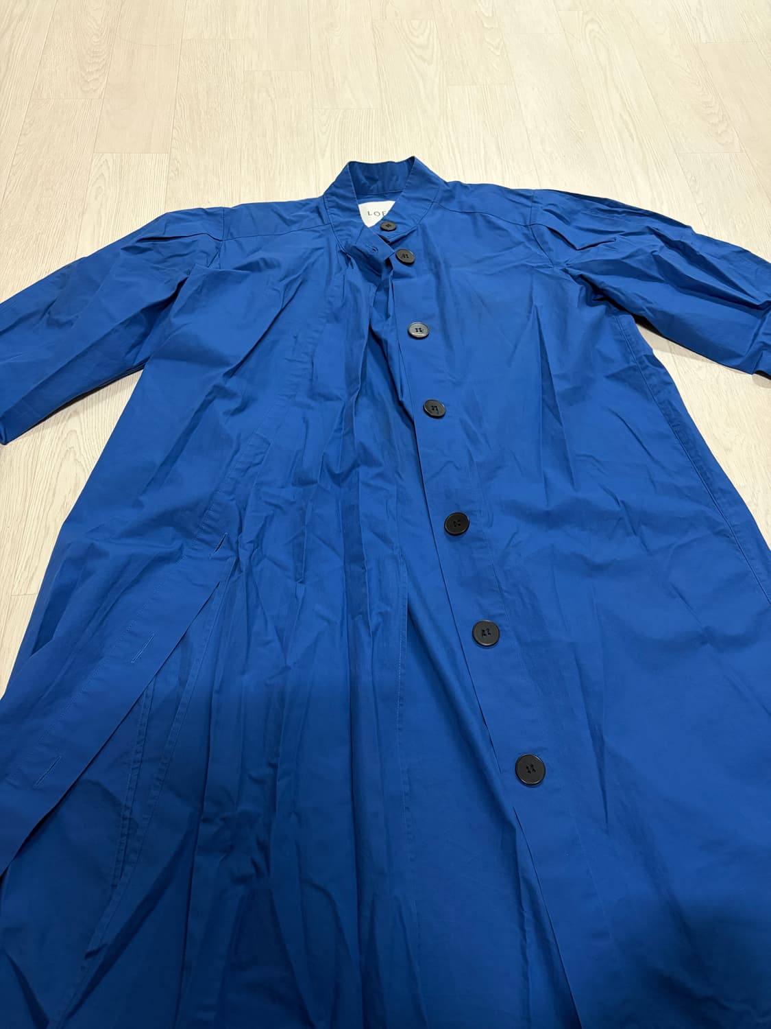 로에베 택 블루 코트 상품이미지3