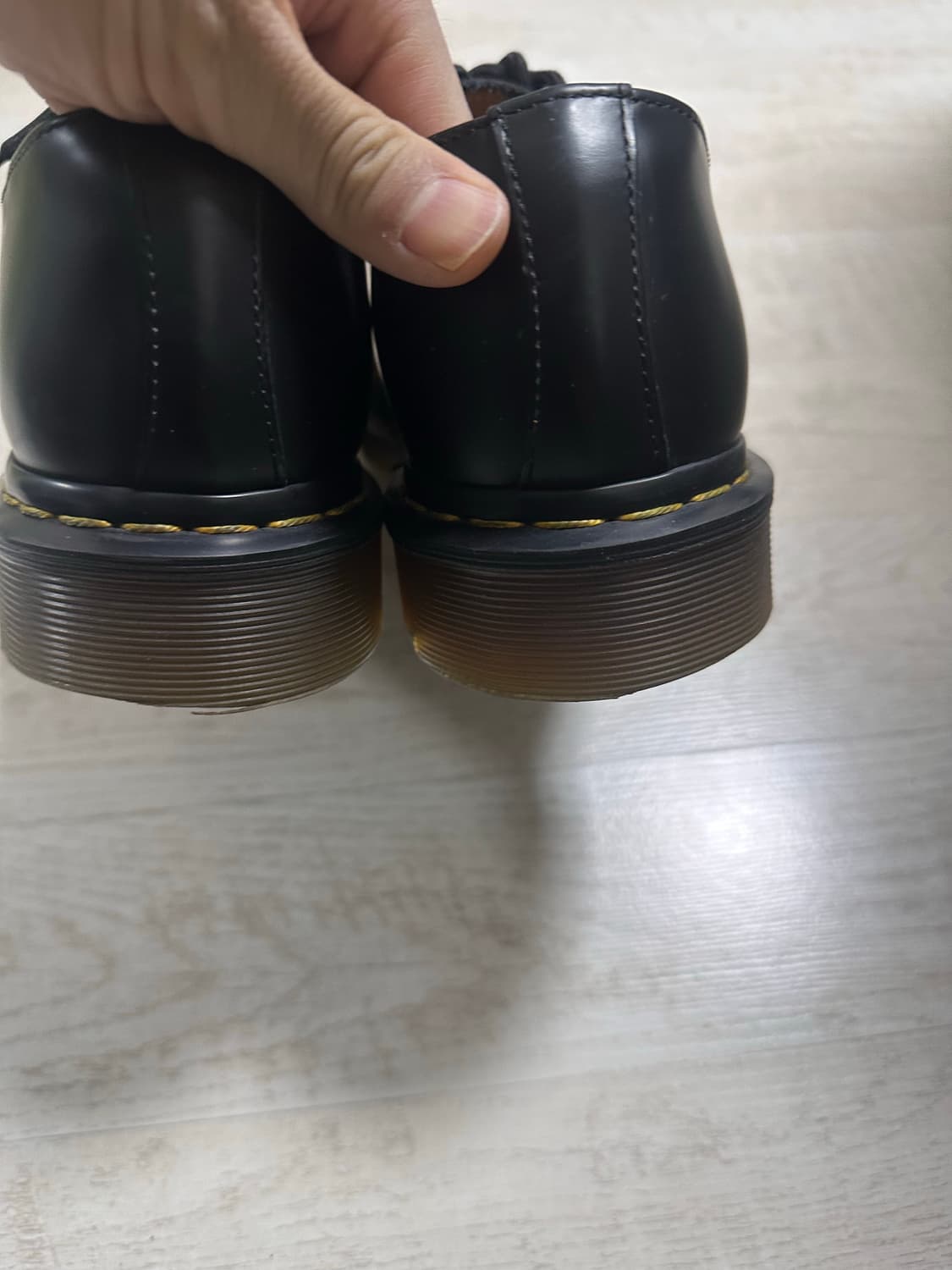 닥터마틴 1461 스무스 블랙 Uk8 상품이미지3