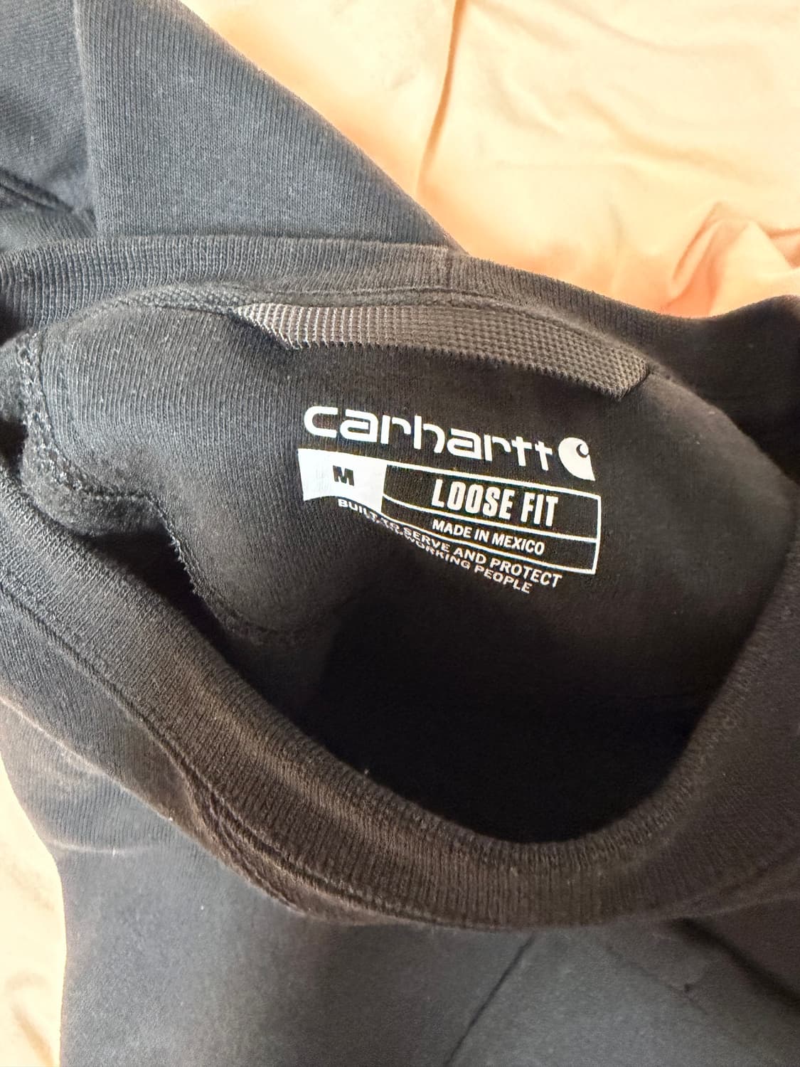 칼하트 포켓 맨투맨 블랙 색상 M 상품이미지3