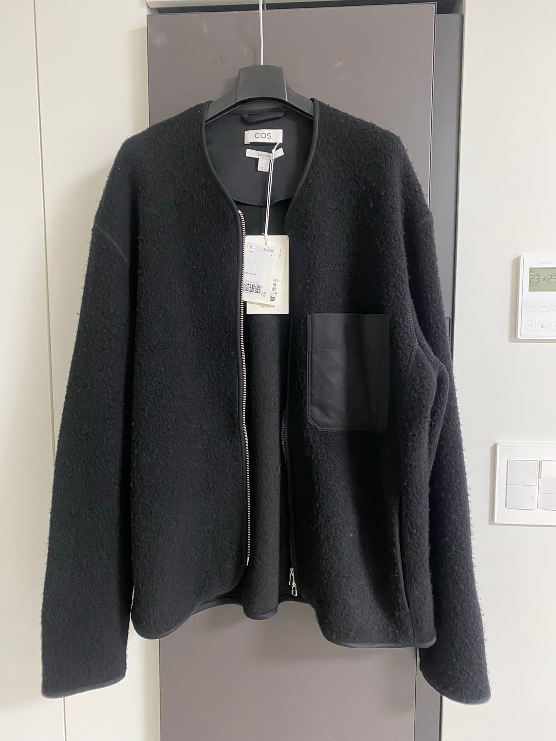 COS 릴렉스핏 플리스 자켓 블랙 M사이즈 새상품 상품이미지1