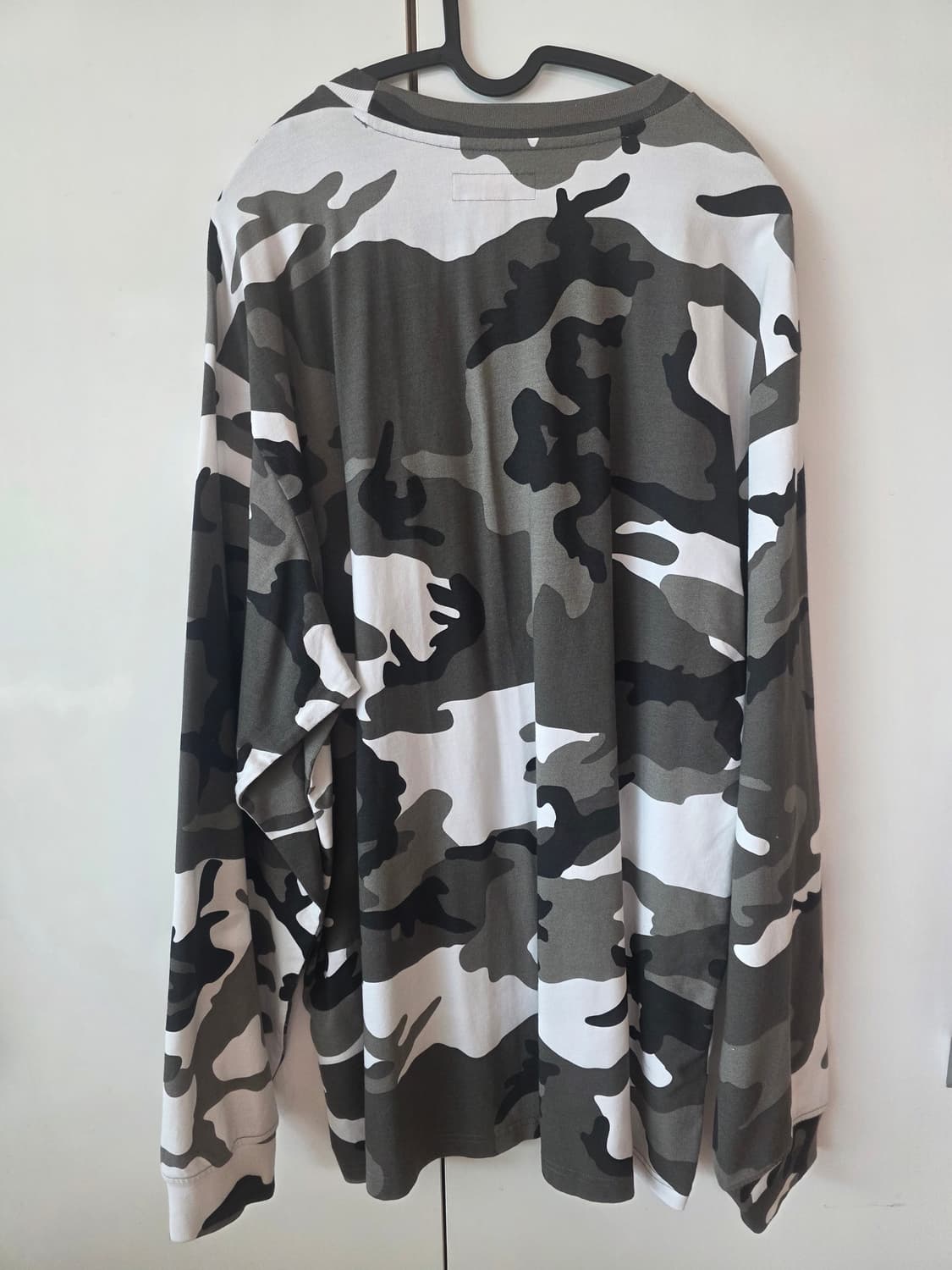 슈프림 스몰 박스 롱슬리브 티셔츠 스노우 카모 상품이미지2