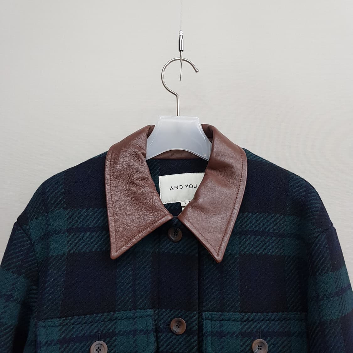 앤유 2023 미테 레더 카라 버튼업 울자켓 1사이즈 상품이미지9