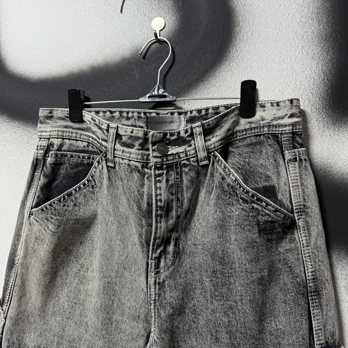 메종미네드 워싱 디테일 카고 카펜터 와이드 데님 팬츠 상품이미지3