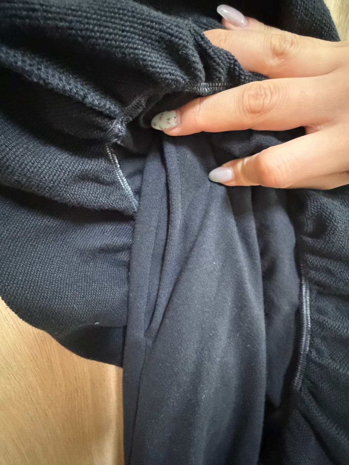 무신사스탠다드 우먼즈 티어드 스커트 레이어드 스웨트 팬츠 상품이미지4