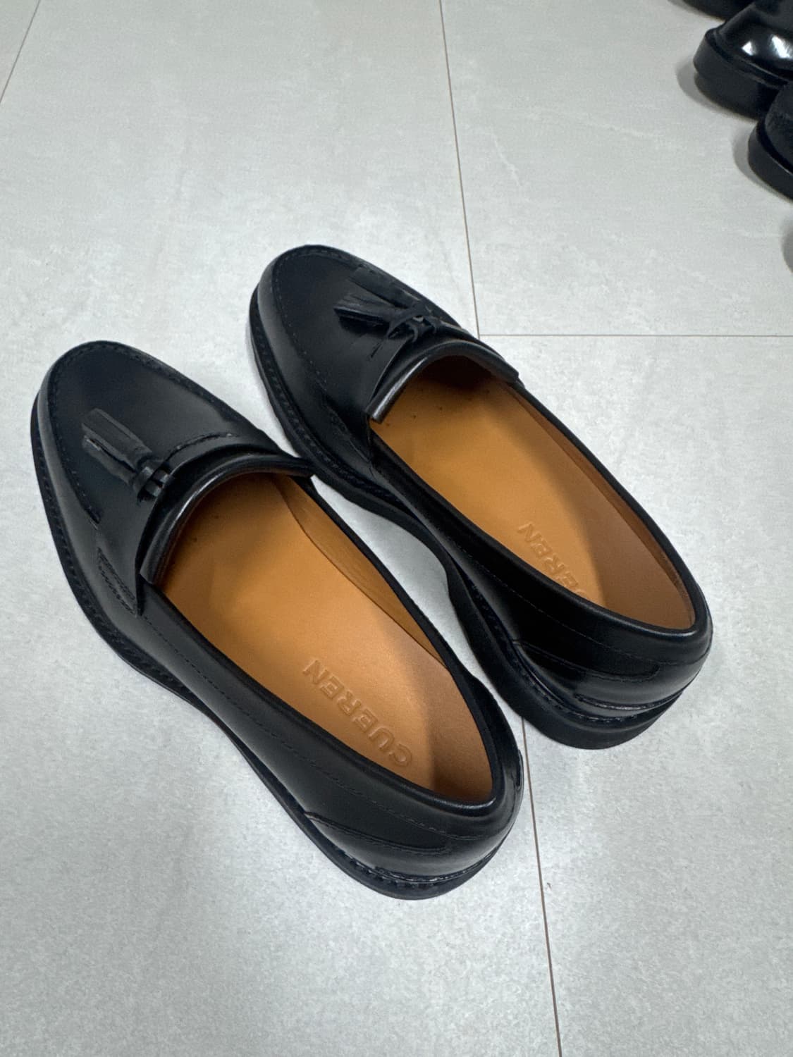 (정가양도) 쿠에른 남자 테슬 로퍼 토리노 270 상품이미지3