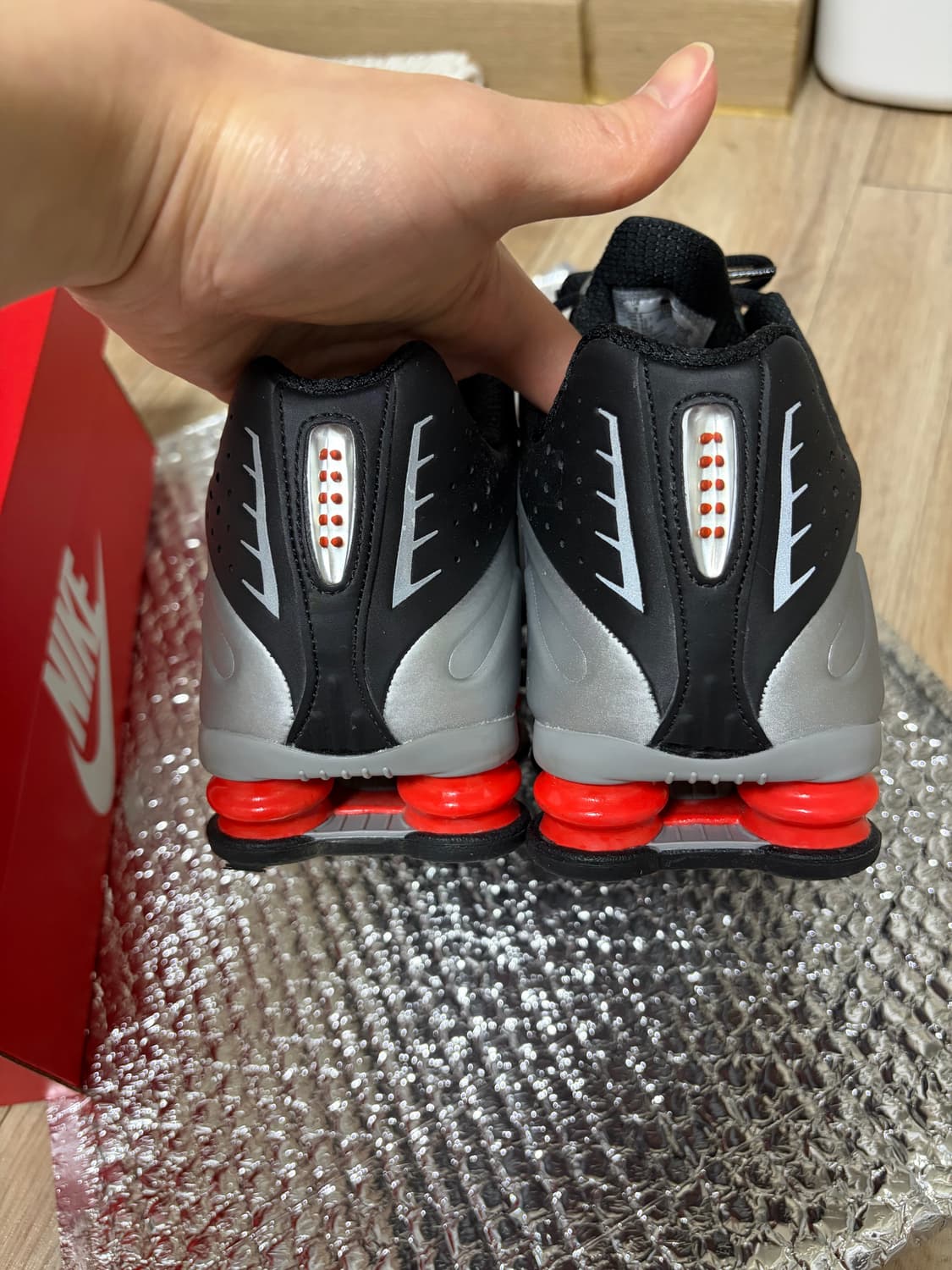 나이키 샥스 270 상품이미지8