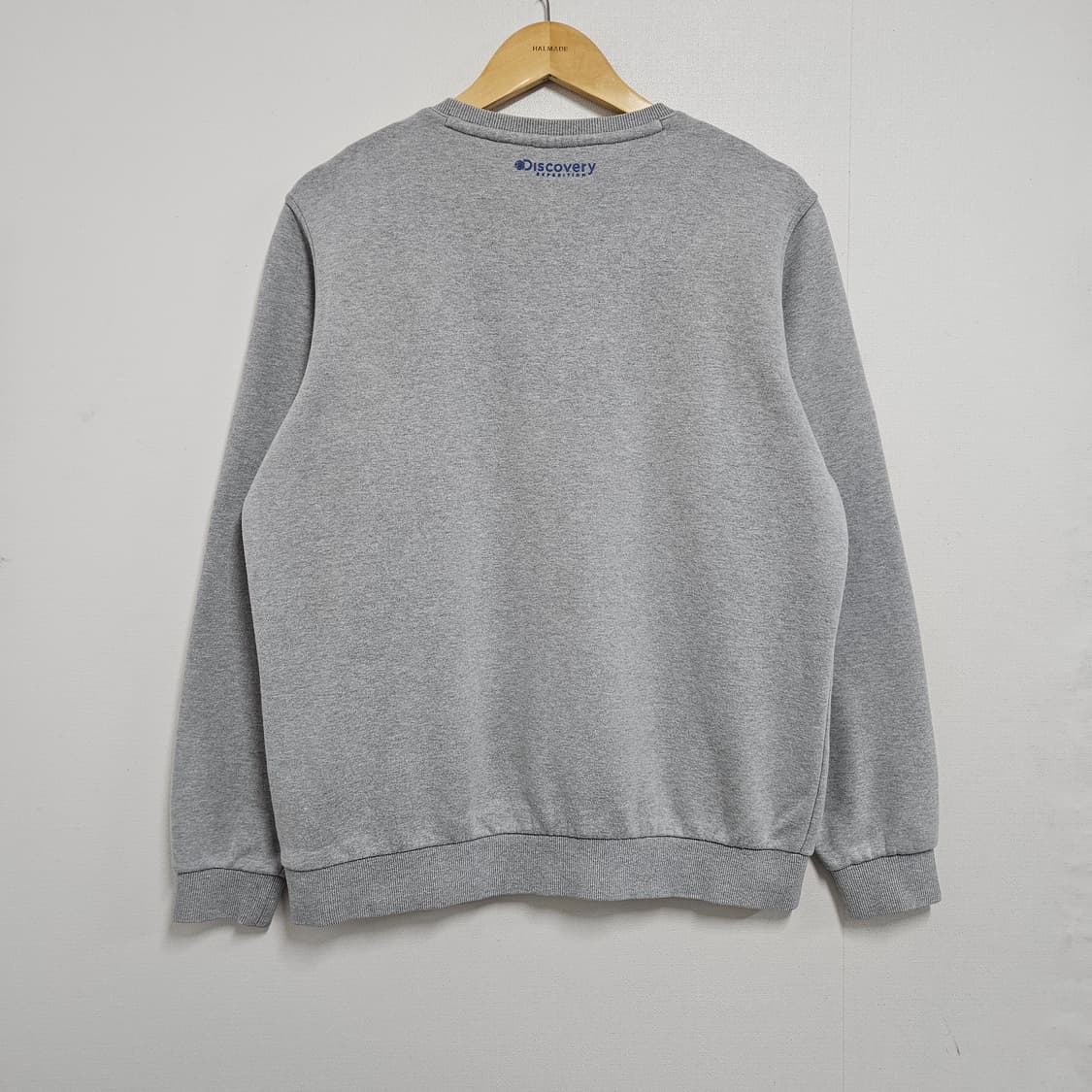 100 디스커버리 반기모 맨투맨 그레이 상품이미지3