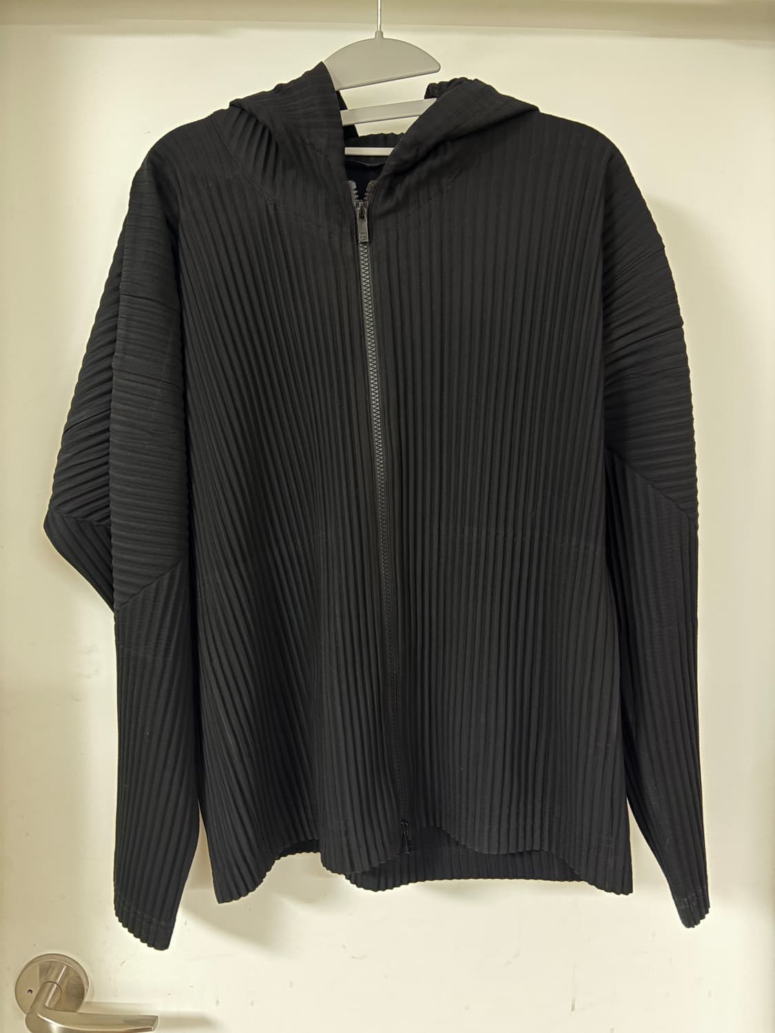 옴므플리세 후드집업 상품이미지1