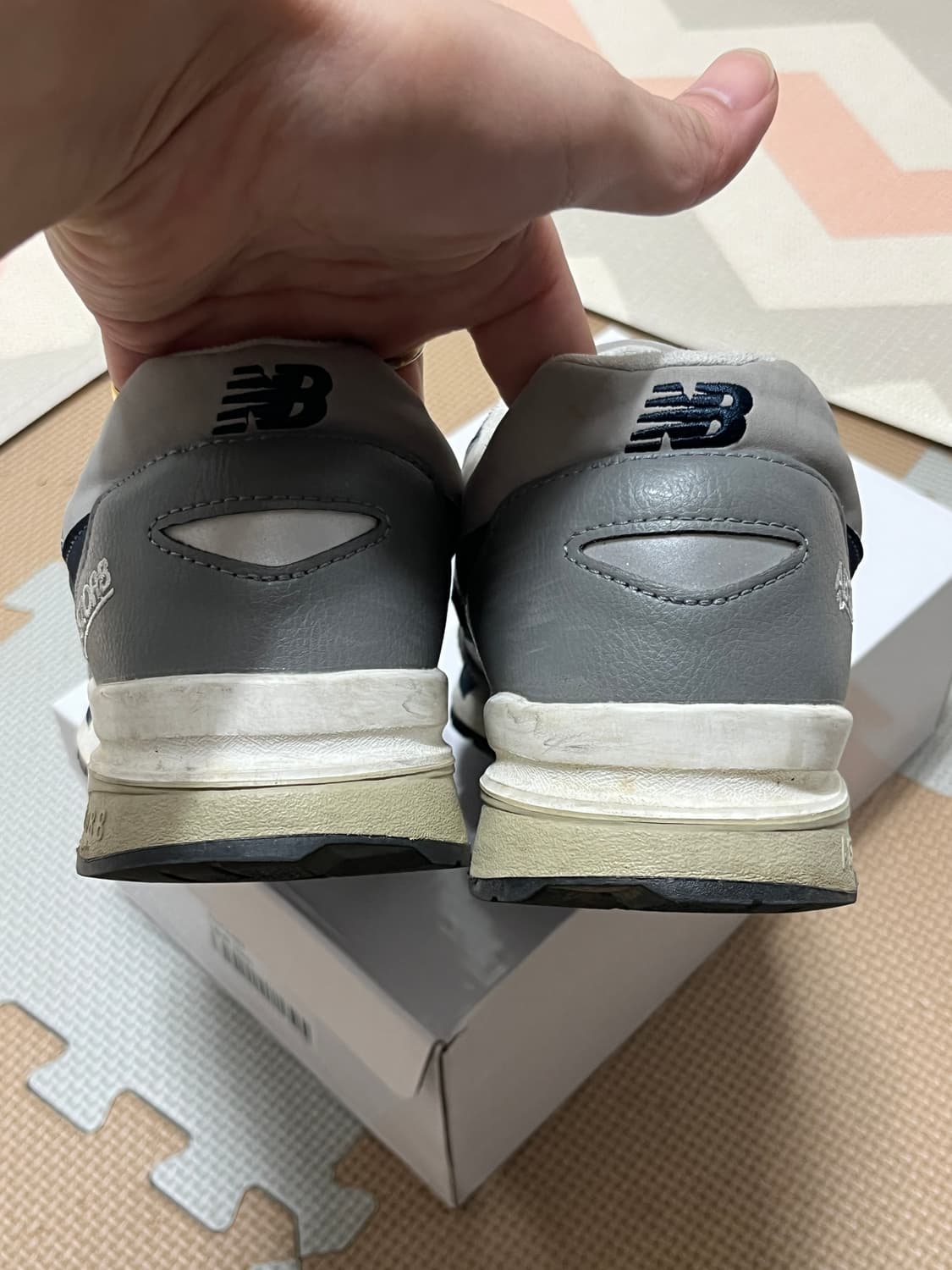 뉴발란스 1600 신발 스니커즈 260 상품이미지4