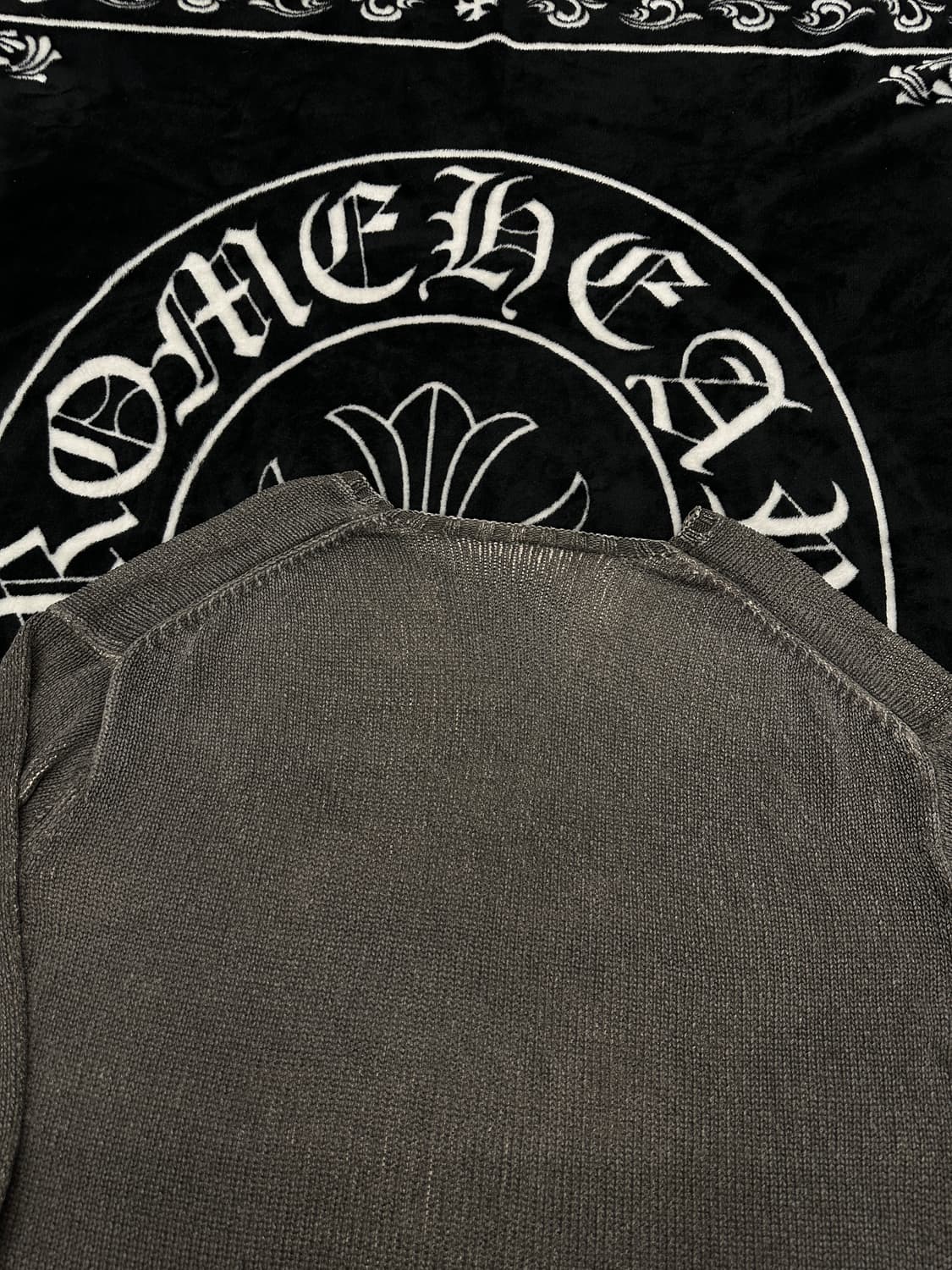 아르마니 오버핏 y2k 페인팅 헤비 니트 상품이미지4