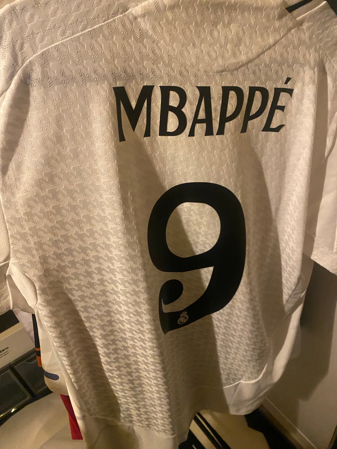 24-25 레알마드리드 어센틱 홈 음바페 국내2xl 상품이미지2