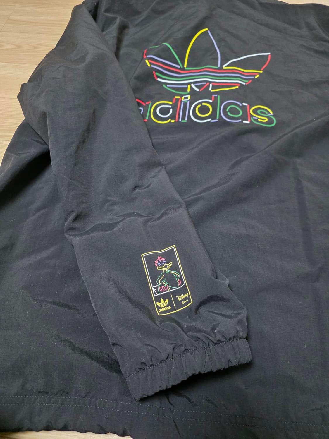 아디다스 디즈니 콜라보 후드 바람막이 아노락 3XL 상품이미지4