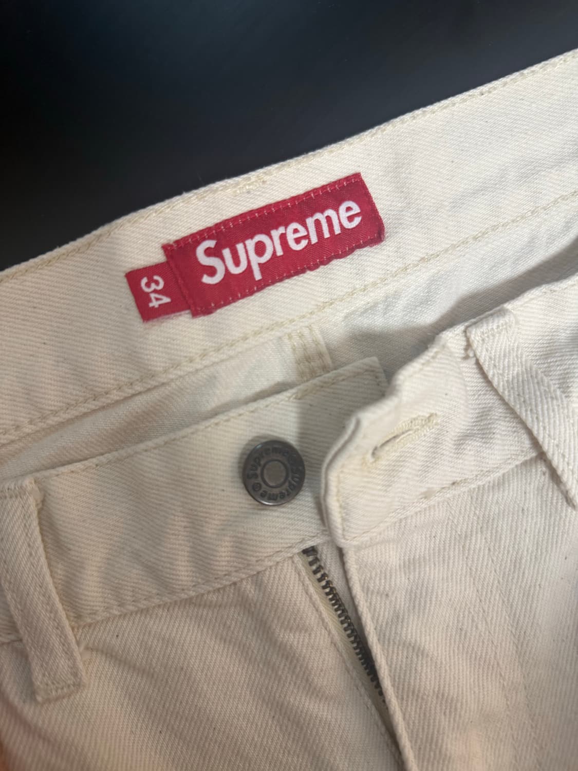 슈프림 원 더블 니 페인터 팬츠 내츄럴 25ss 상품이미지4