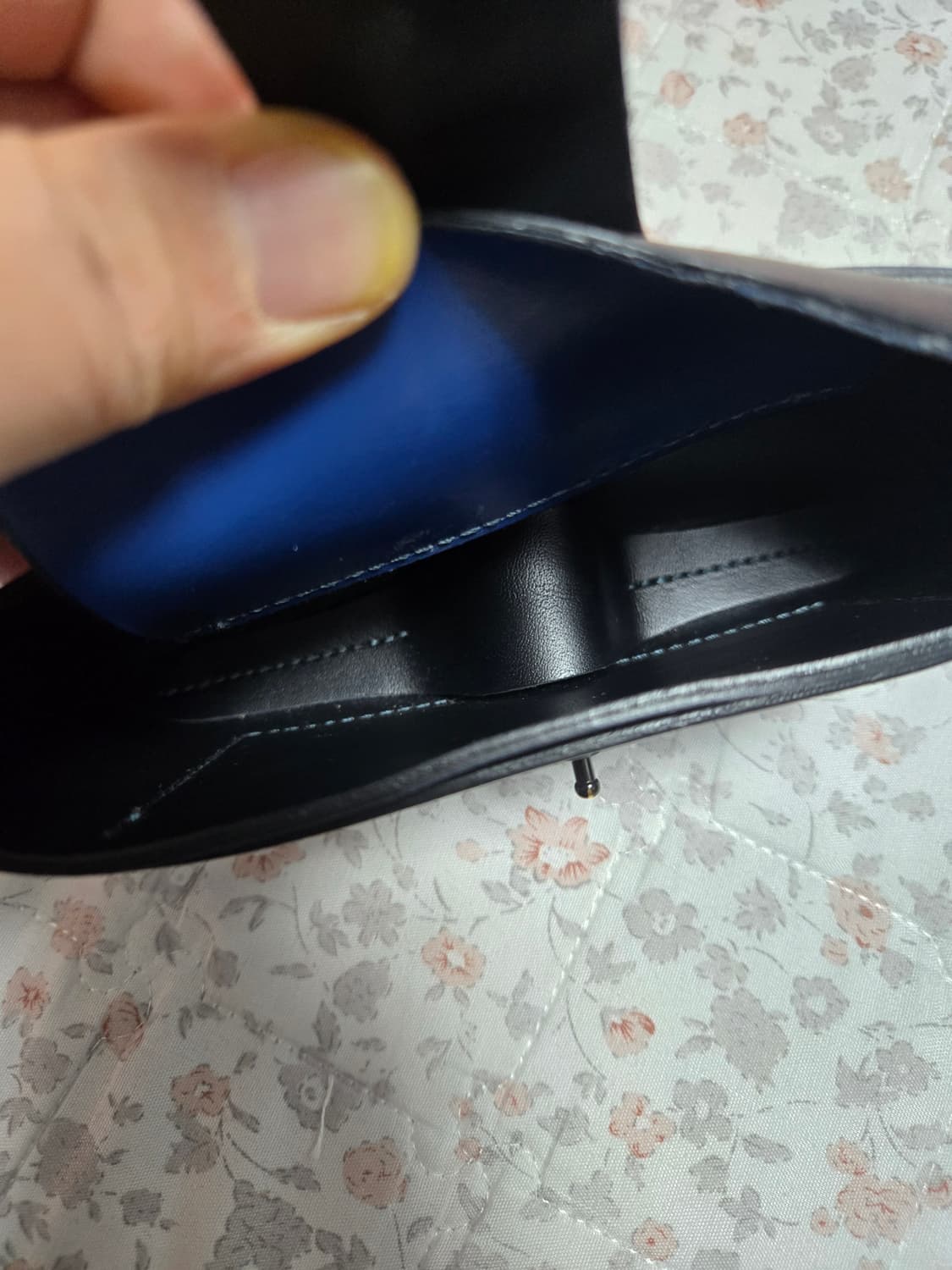 젠틀몬스터 케이스 상품이미지6