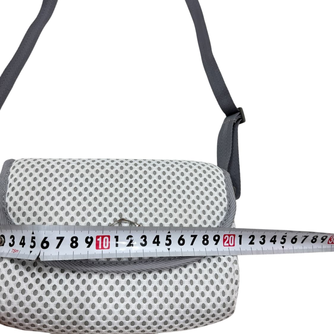 미스치프 쿠션 미니 크로스백 가방 라이트 그레이 상품이미지5