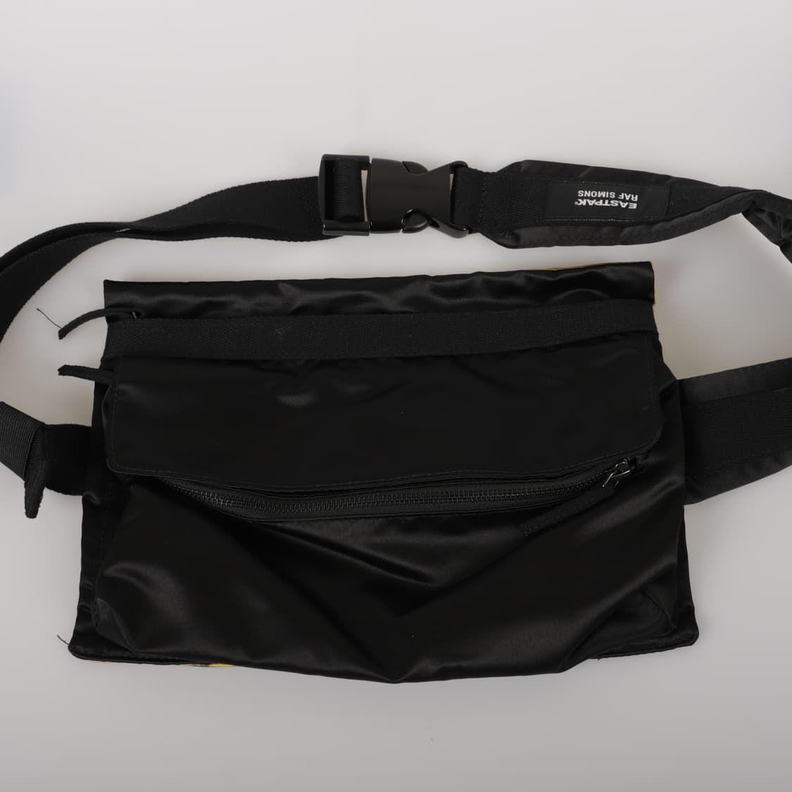 OS / Raf Simons x Eastpak 라프시몬스 이스트팩 포스터 상품이미지3