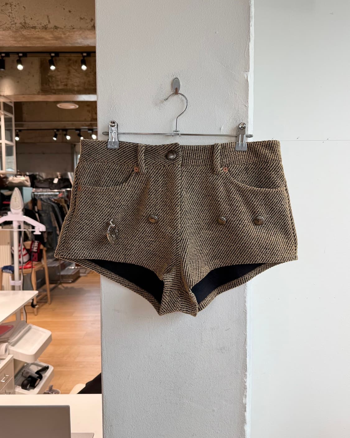 앤더슨벨 브라운 다이애나 트윌 마이크로 하프 팬츠 상품이미지2