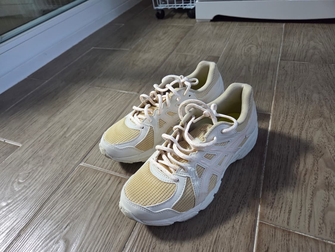 아식스 운동화 판매합니다~ 상품이미지1