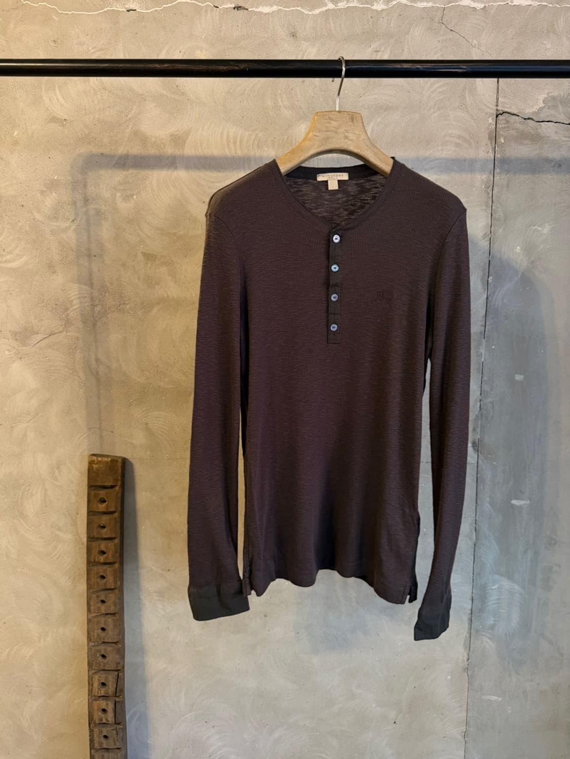 버버리 헨리넥 롱슬리브 티셔츠 100 상품이미지1