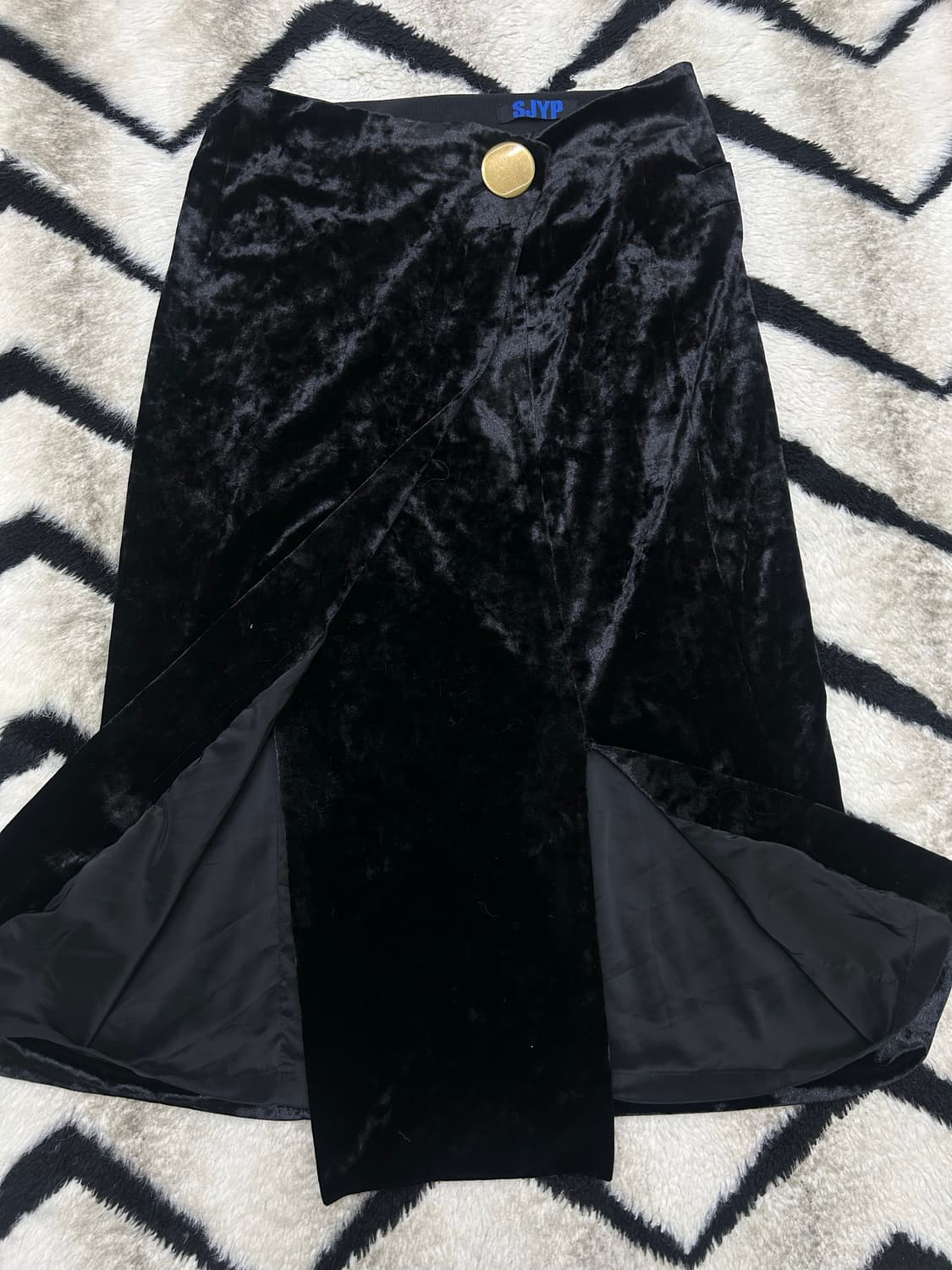 [S]SJYP 벨벳 트임 랩 스커트/블랙 상품이미지3