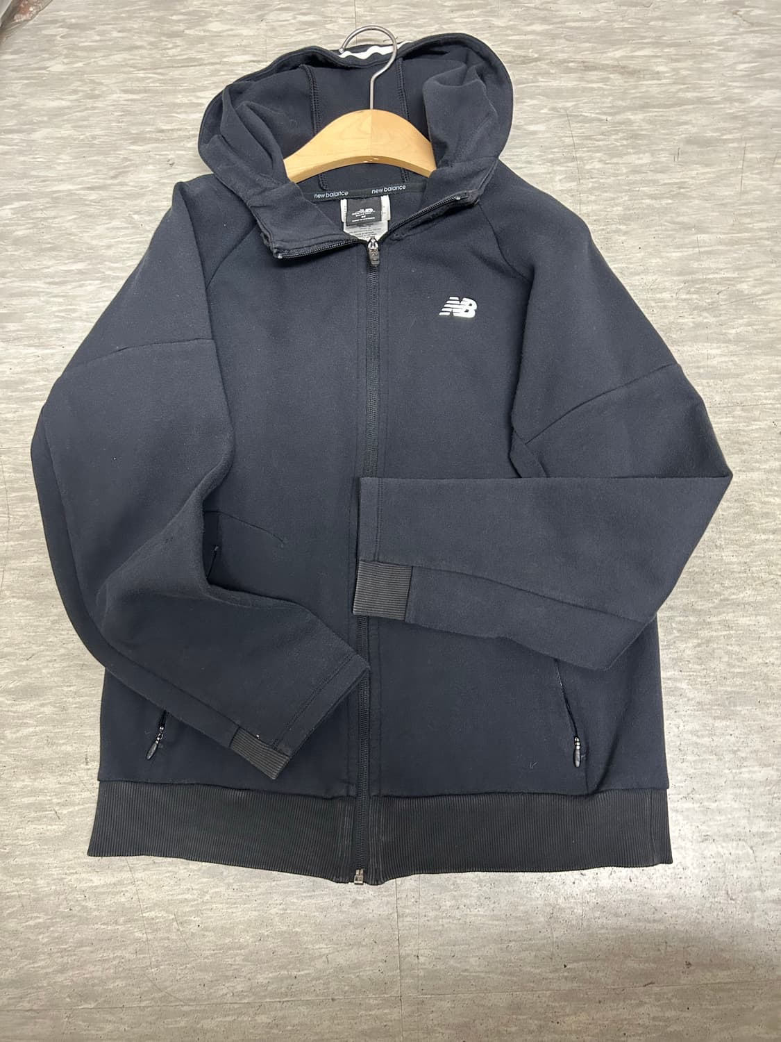 뉴발란스 후드집업 블랙 m 상품이미지10