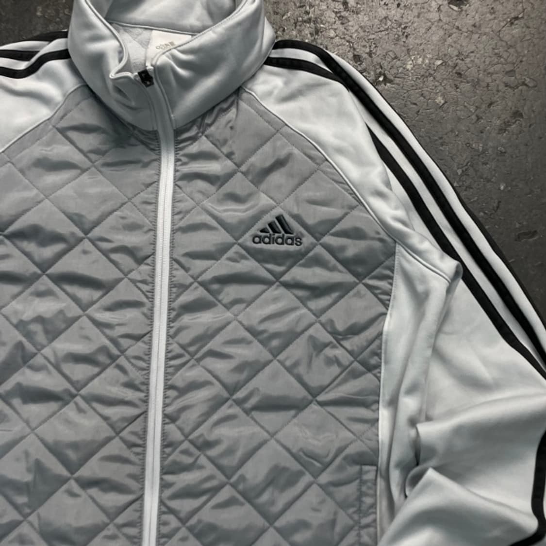 100 아디다스 퀄팅 트랙탑 져지 상품이미지2