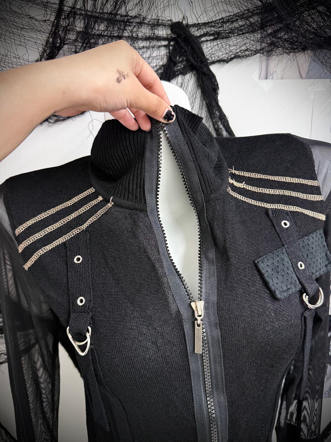 Stitch detailed seethrough zip up 상품이미지5