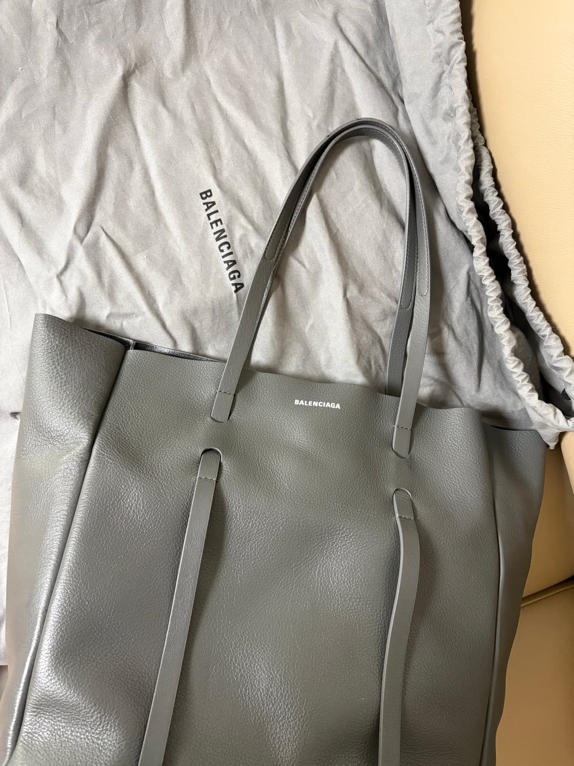 발렌시아가 에브리데이 숄더백 쇼퍼백(상태 양호) 상품이미지1