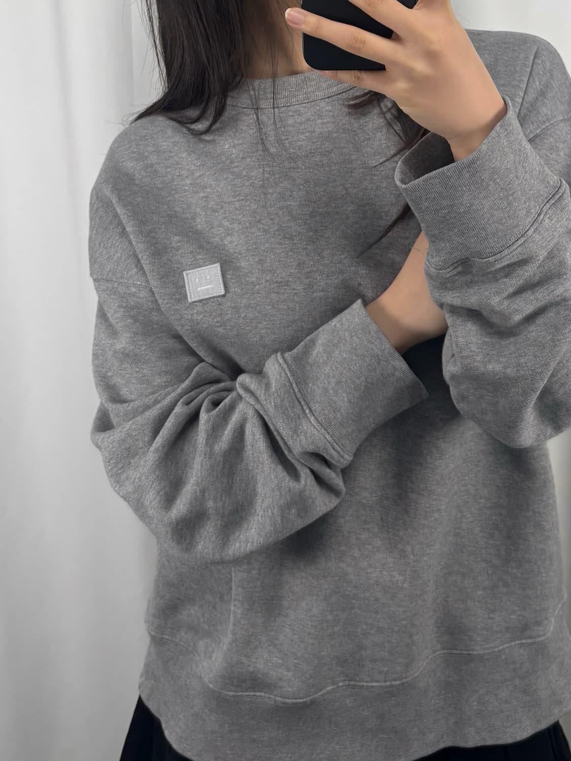 아크네스튜디오 페이스 크루넥 스웻셔츠 상품이미지1