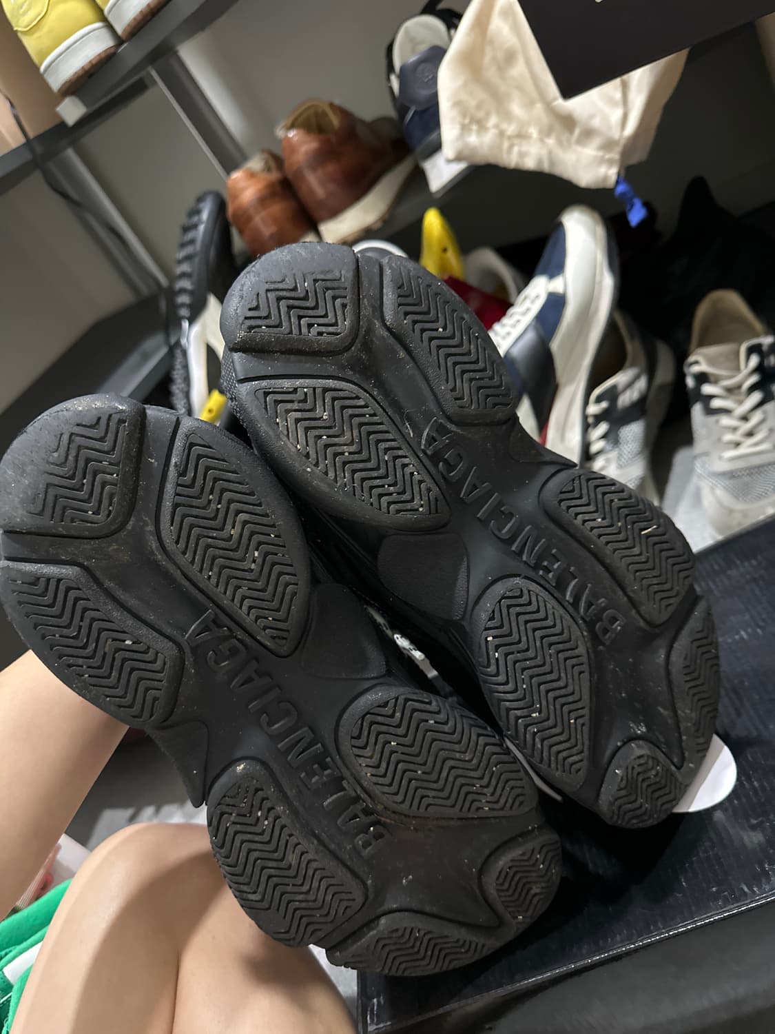 Balenciaga Triple S Sneakers Clear Sole  상품이미지4