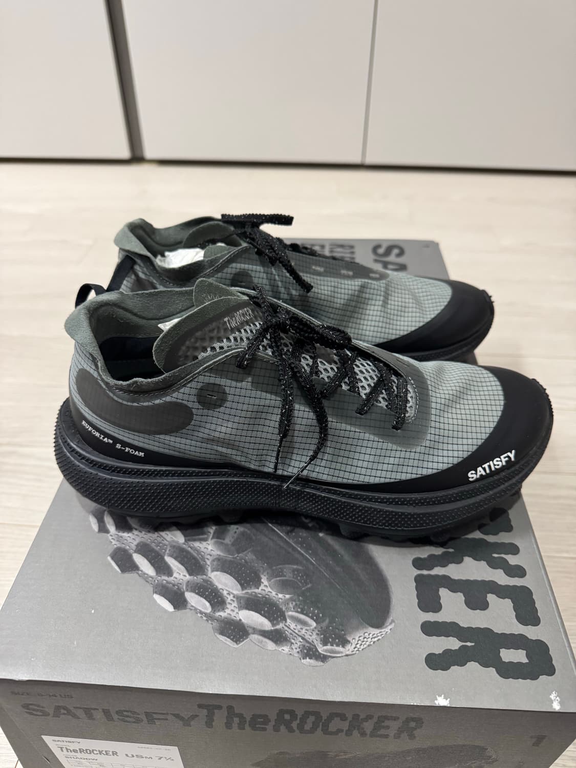 새티스파이 더라커 섀도우 255 상품이미지7