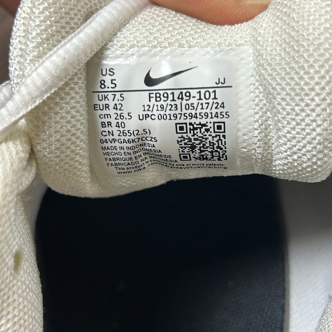 [NIKE] 나이키 줌 보메로 5 흰/검  상품이미지6
